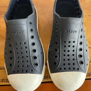 Black Native Shoes Slip Ons, Size 12 (toddler)